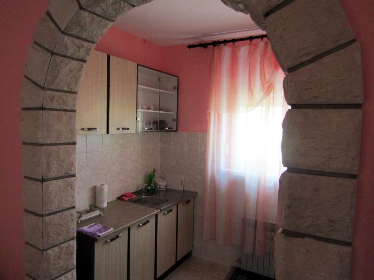 Apartmani Lovro 奥古林 外观 照片